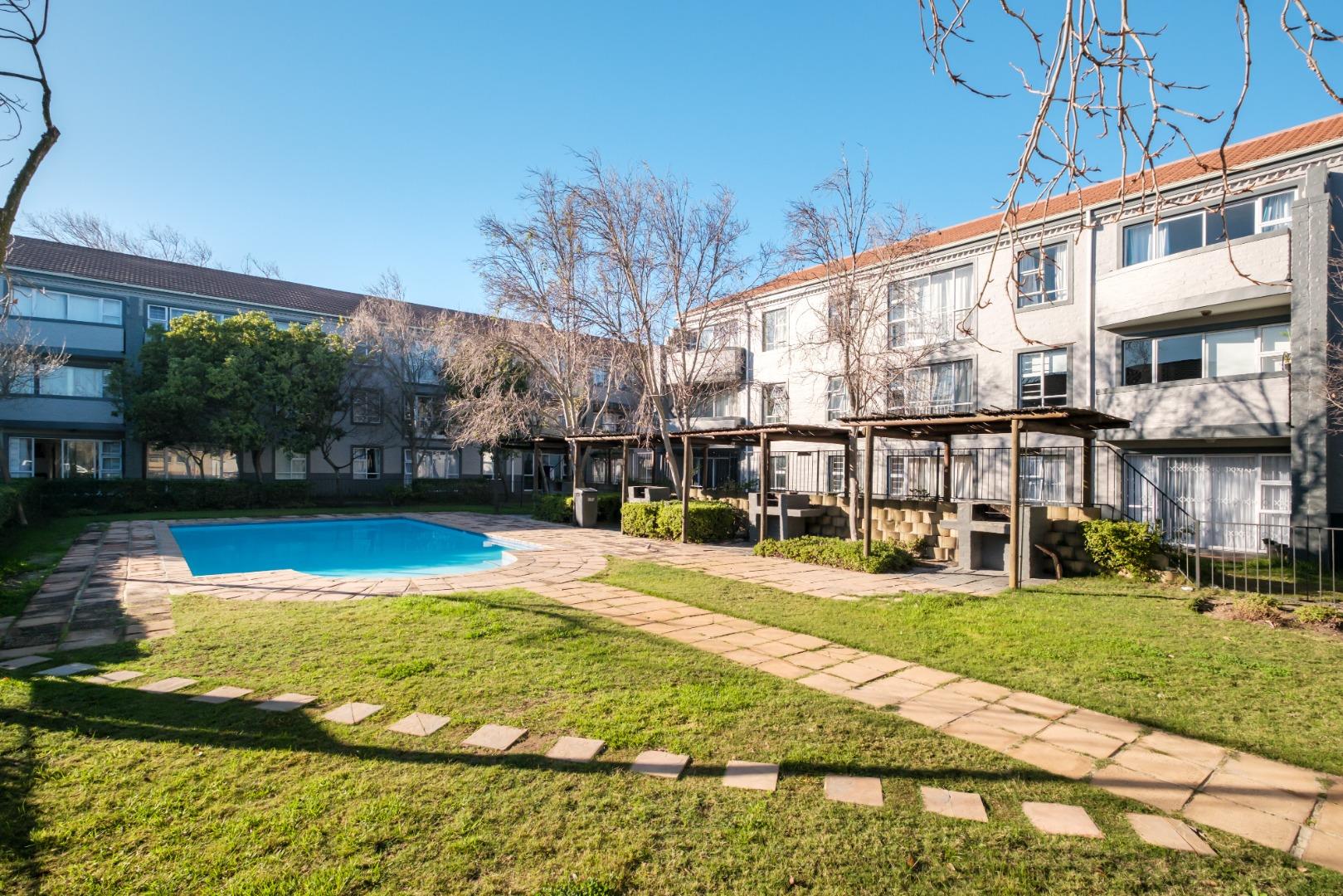 2 Bedroom Flat for Sale - Western Cape