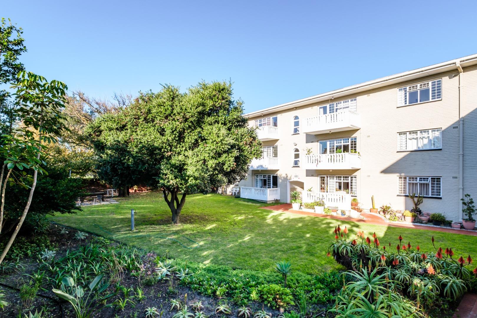 2 Bedroom Flat for Sale - Western Cape